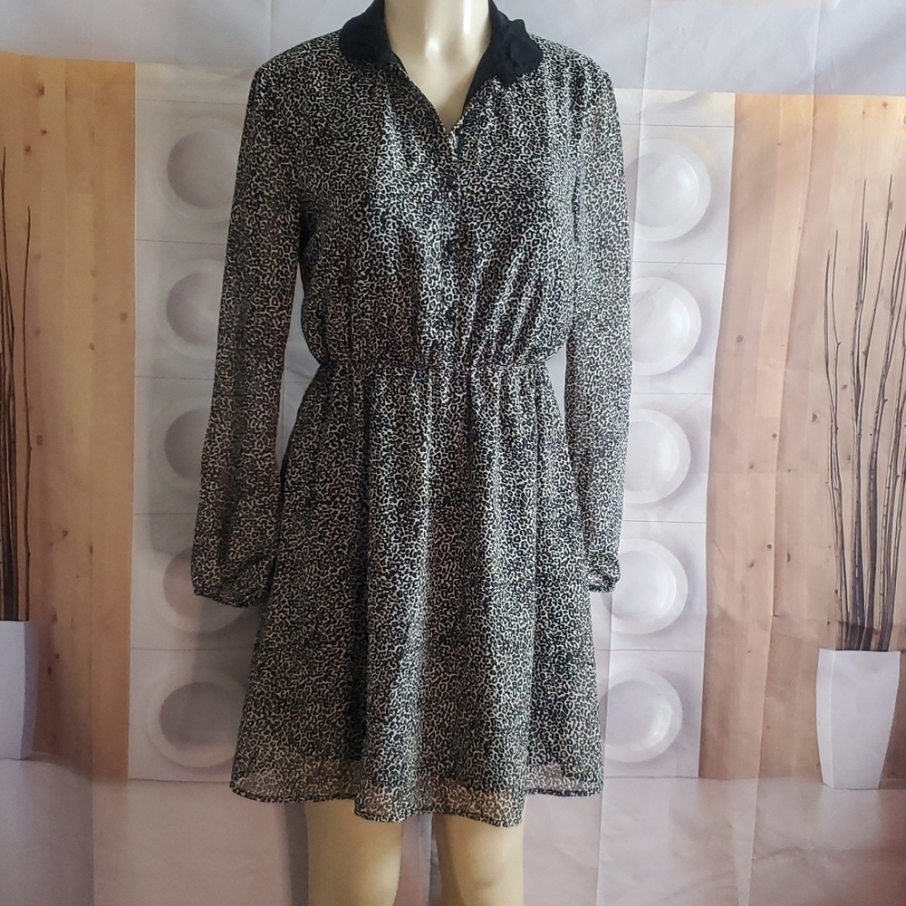 Zara animal print long sleeve button down dress Size M